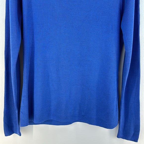 Carlisle Sport Silk Turtleneck Knit Sweater - Picture 4 of 9